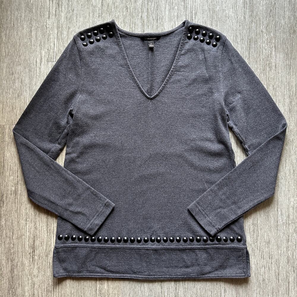 Banana Republic Gray Long Sleeve V Neck Dome Beads Cotton Sweater Size Medium